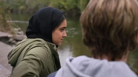 Geraldine Viswanathan - «Hala»