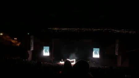 ZHU ao vivo em Red Rocks