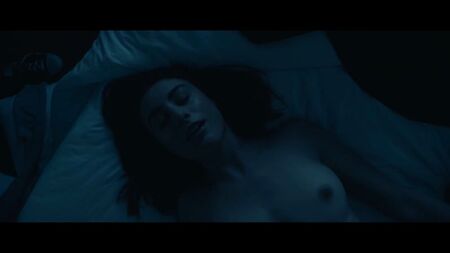 Dominik García (Garcia)-Lorido Nude - Desolation (2017) HD 1080p Ver Online / Dominik García-Lorido - Desolação