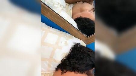 A minha tia a fazer sexo de lado