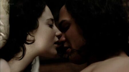 Andrea Riseborough Nua - A Prostituta do Diabo s01e01-02 (2008) HD 720p Ver Online