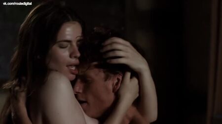 Hayley Atwell, Natalia Wörner (Worner) nuas - Os Pilares da Terra (2010), 1.ª temporada, HD 720, ver online