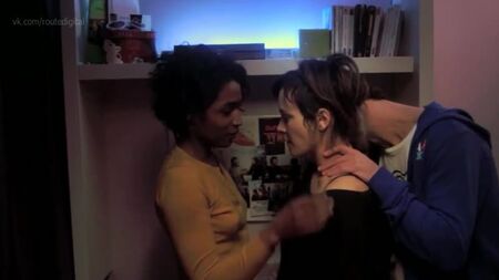 Sara Martins, Armelle Deutsch - Uma ideia no ar (2014) HD 720p Nua? Sexy! Ver online