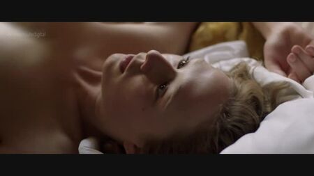 Alba August Nude - Ser Astrid (2018) HD 1080p Ver Online / Alba August - Ser Astrid Lindgren