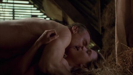 Amy Locane Nua - Carried Away (EUA, 1996) 1080p WEB