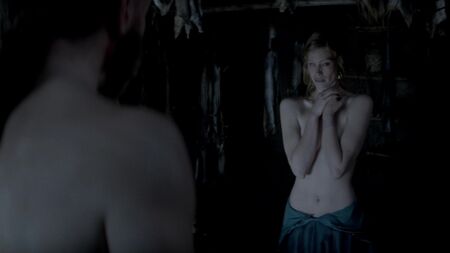 Alyssa Sutherland nua – Vikings (2015) 3.ª temporada, episódio 4 (1080p) Ver online / Alyssa Sutherland – Vikings