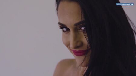 [WWE QTV]☆[Sessão fotográfica de julho com a Nikki Bella em biquíni!]