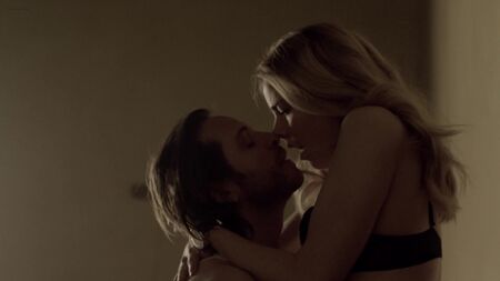Amanda Schull – 12 Monkeys (2016) 2.ª temporada, episódio 12 HD 1080p Nua? Sensacional! Ver online / Amanda Schull – 12 Monkeys