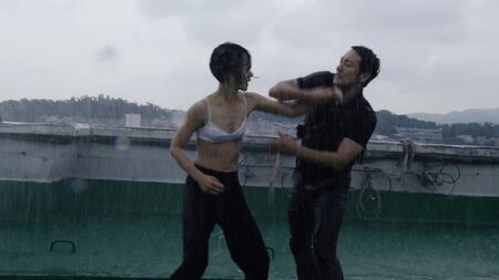 Doona Bae Nua - Sense8 s02e03-04 (2017) HD 1080p Ver Online / Doona Bae - O Oitavo Sentido