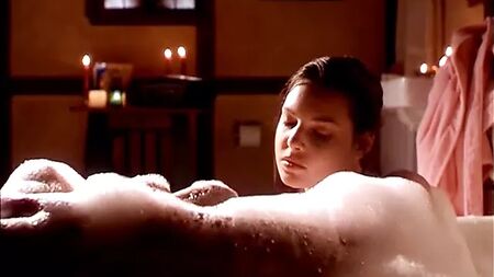 Katherine Heigl nua no escândalo de «Bug Buster» no ScandalPlanet.Com