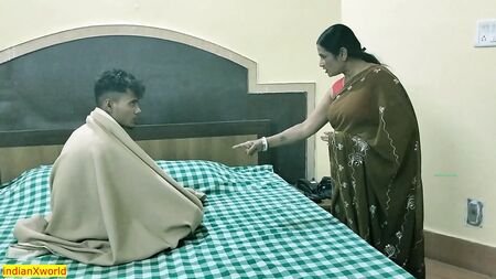Madrasta bengali indiana faz sexo intenso e selvagem com o enteado adolescente! Com áudio nítido