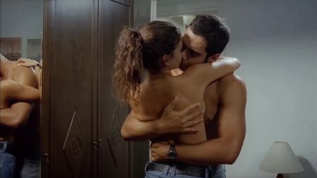 Beren Saat - As Asas da Noite (2009)