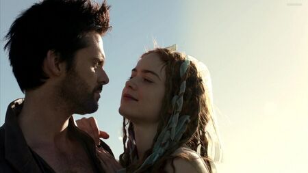 Hera Hilmar nua - Da Vinci's Demons, 1.ª temporada, episódio 1 (2013) 1080p