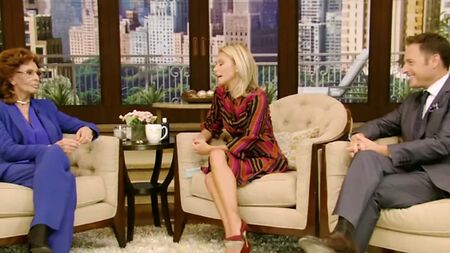 Sophia Loren explica o olhar de soslaio que lançou a Jayne Mansfield