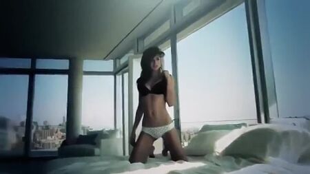 Miranda Kerr - Sensual