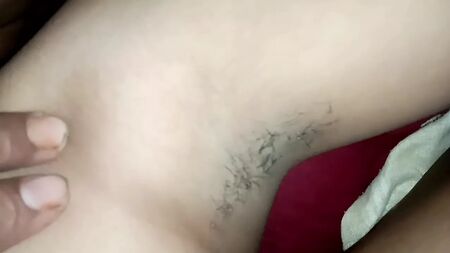 O meu namorado enfiou o pénis na minha boca