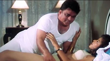 Cinema indiano - Cena de sexo de Randi em Loha (1978)
