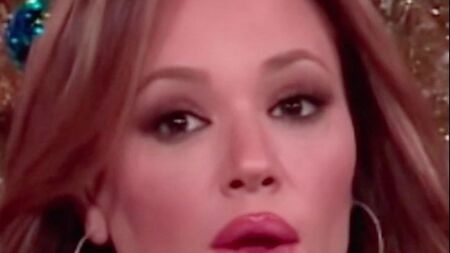 Leah Remini - Episódio 61
