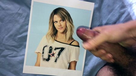 Homenagem a Kaitlin Olson