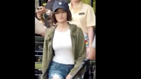 Homenagem a Liza Soberano - Coxas e seios