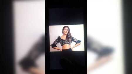 Pooja Hegde: Homenagem com gemidos intensos 01
