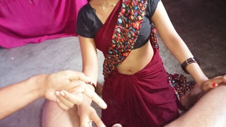 A BABHI INDIANA DESI TEVE A SUA PRIMEIRA RELAÇÃO SEXUAL COM O CUNHADO NUM VÍDEO DE ANAL COM DEDILHADO, ÁUDIO EM HINDI NÍTIDO E CONVERSA PICANTE