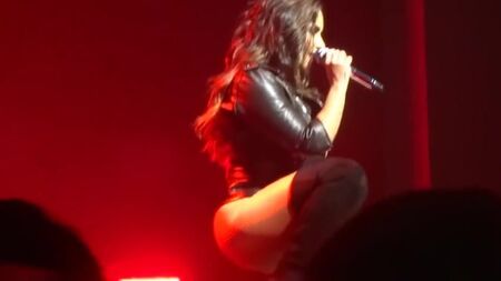 Demi Lovato - Compilação de Atuações ao Vivo 3