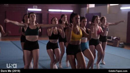 Vídeo de Herizen F., Marlo Kelly e Willa Fitzgerald nuas e a fazer sexo