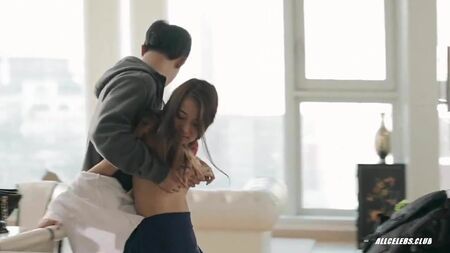 Yoo Ji-won e Han Na - Para ela