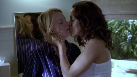 Laurel Holloman e Jennifer Beals - The L Word 04