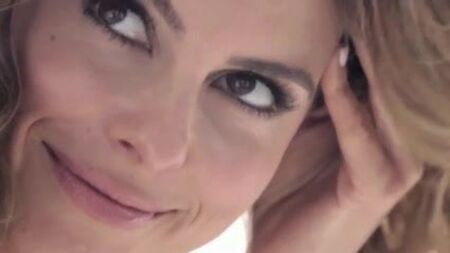 Sessão fotográfica de Maria Menounos para a revista Women's Health