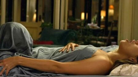 Cena de sexo de Mila Kunis em «Friends with Benefits» - ScandalPlanet