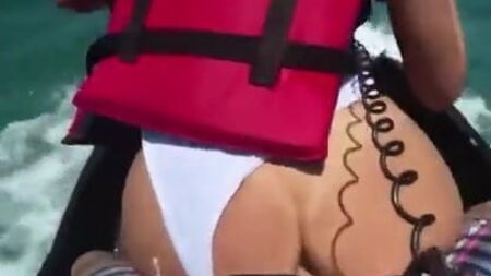 Sexo em motas de água em Aruba