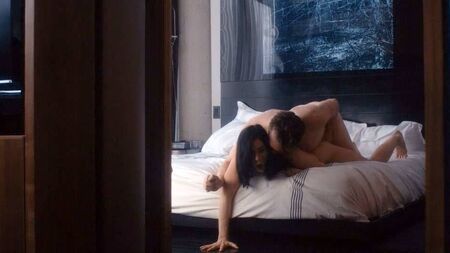Sarah Silverman a fazer sexo anal nua no ScandalPlanetCom