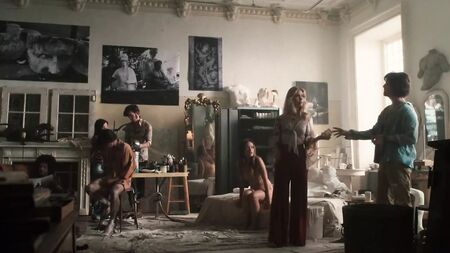 Olivia Wilde nua em «Vinyl»