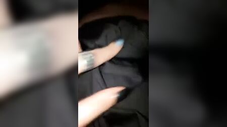 A amante arménia Kara: fetiche por pés e humilhação