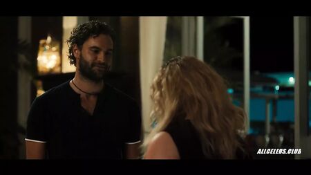 Amy Schumer e Moani Hara em «Snatched»