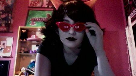 O peestuck (nudestuck) de Semeterezi Terezi