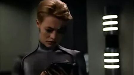 Star Trek: Voyager - A Seven of Nine quer experimentar o sexo