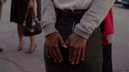 A morena Meagan Good sofreu um apalpão no rabo no programa EXTRA, em 24 de abril de 2019