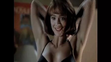 Qual escolherias? (Lauren Holly.)