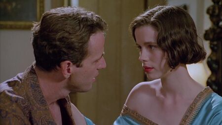 Kate Beckinsale - Assombrada (1995)