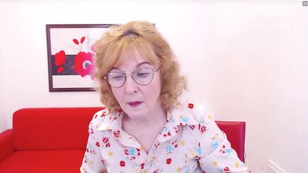 Espetáculo na webcam com uma avó inglesa
