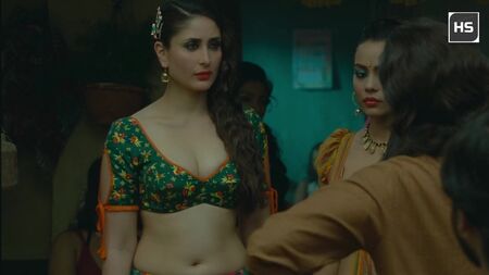 Kareena Kapoor – Cenas de beijos sensuais em 4K