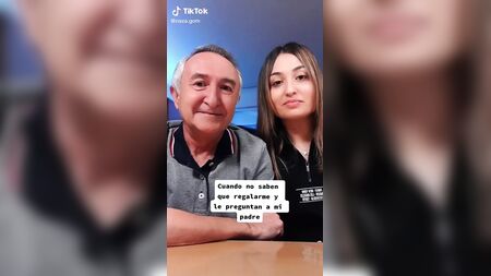 Ancião com a nora no TikTok