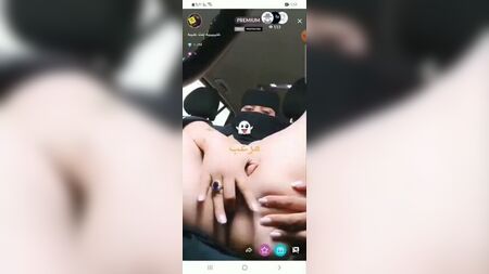 Câmara de sexo ao vivo com uma rapariga saudita