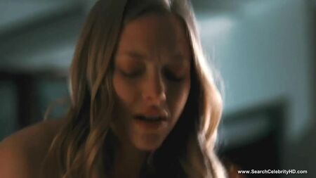 Cenas de nudez de Amanda Seyfried - Chloe - HD