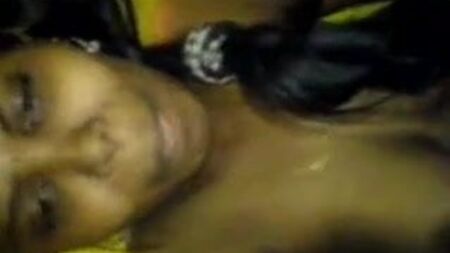 Os amantes tamil fazem sexo