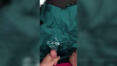 Forever 21 e mais um vestido de cetim