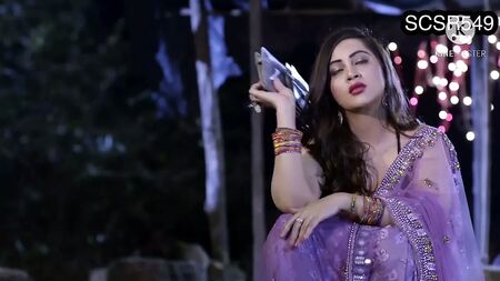 Bhabhi indiana sensual e suculenta a ser fodida pelo namorado